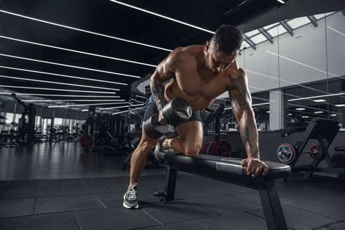 Testosteron im Bodybuilding: Wirkung, Anwendung und Risiken Testosteron im Bodybuilding: Wirkung, Anwendung und Risiken