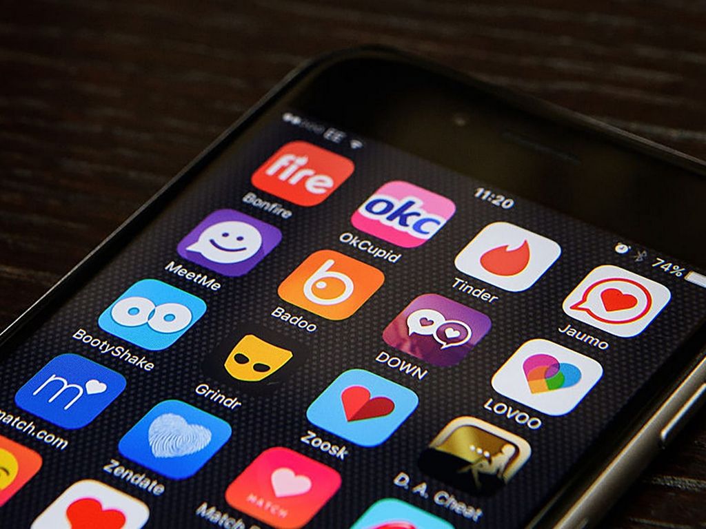 5 Connection & Dating Sites We Love